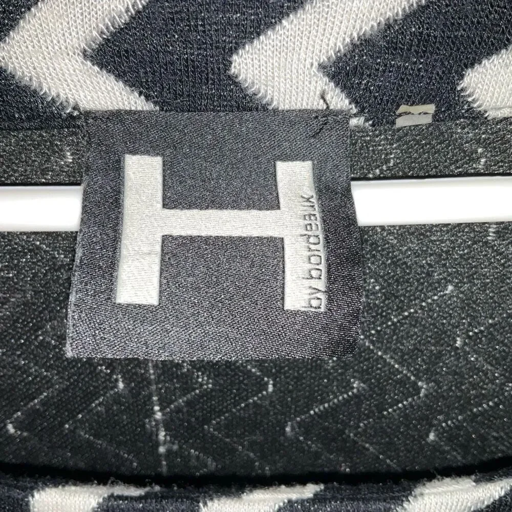 H by Bordeaux ZigZag Boatneck Sweater, OS. Zipper detail at hips. Punk, goth